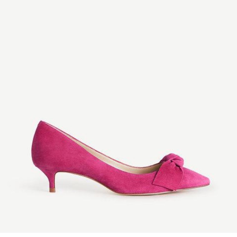 Ann Taylor Ashlyn Suede Bow Pump